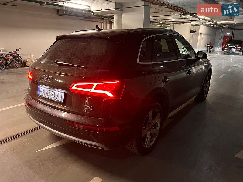 Позашляховик / Кросовер Audi Q5 2017 в Хмельницькому