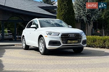 Внедорожник / Кроссовер Audi Q5 2019 в Львове