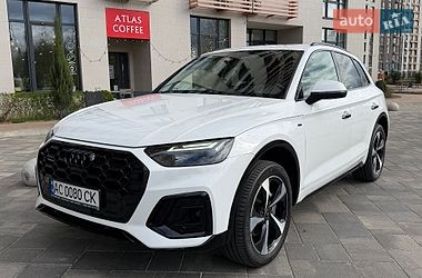 Внедорожник / Кроссовер Audi Q5 2022 в Киеве