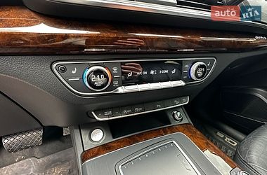 Позашляховик / Кросовер Audi Q5 2017 в Львові