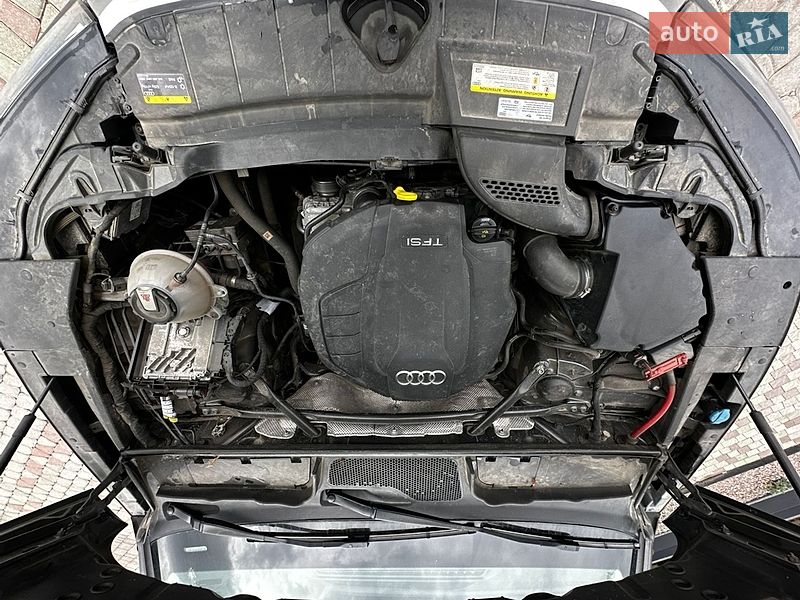 Позашляховик / Кросовер Audi Q5 2017 в Львові