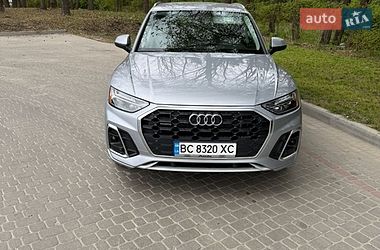 Позашляховик / Кросовер Audi Q5 2022 в Львові