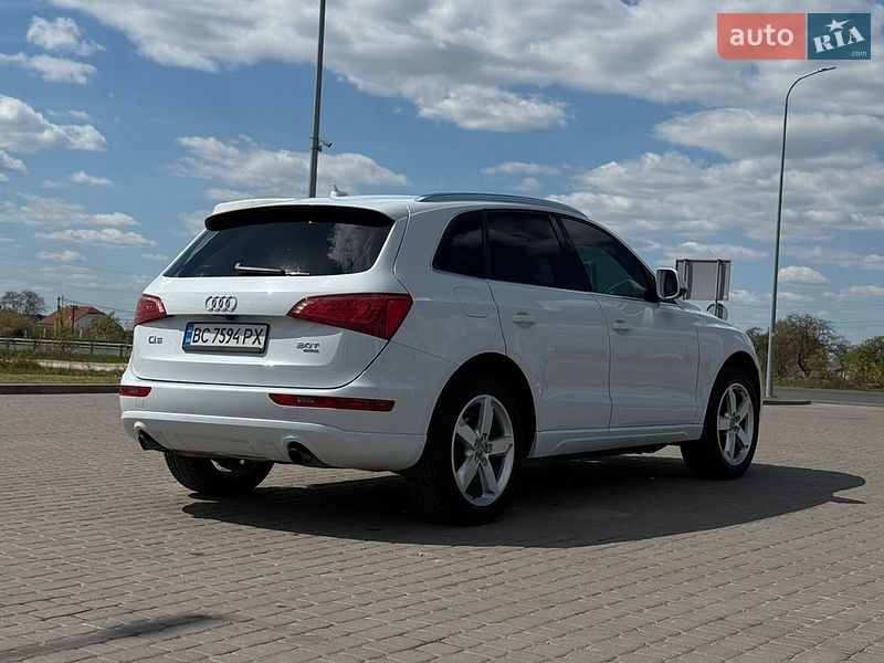Внедорожник / Кроссовер Audi Q5 2011 в Львове