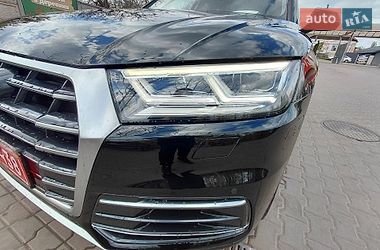 Внедорожник / Кроссовер Audi Q5 2018 в Кривом Роге