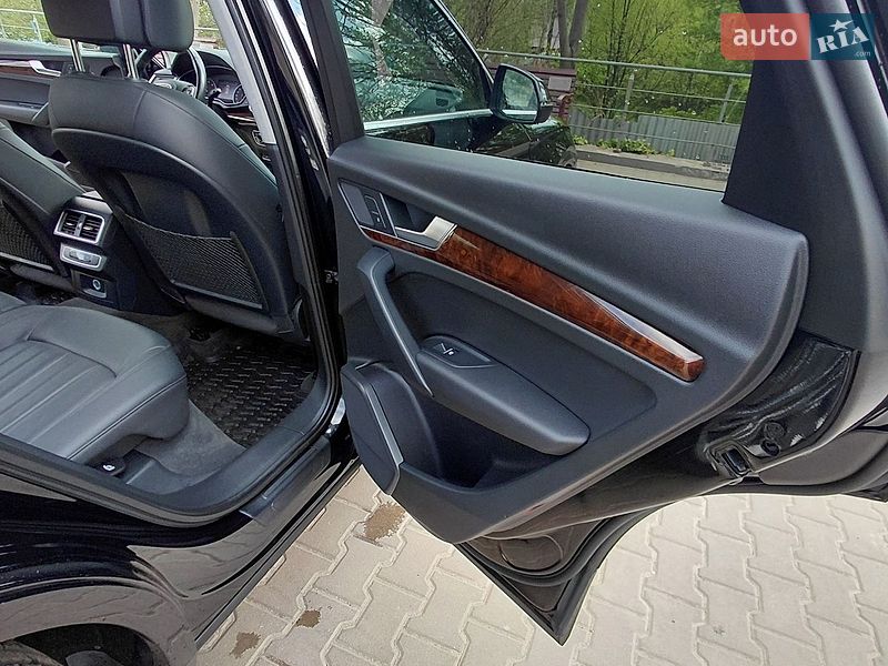 Внедорожник / Кроссовер Audi Q5 2018 в Кривом Роге