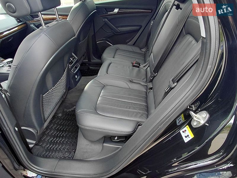 Внедорожник / Кроссовер Audi Q5 2018 в Кривом Роге
