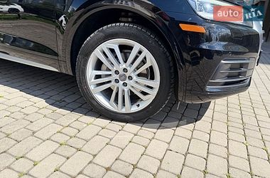 Позашляховик / Кросовер Audi Q5 2017 в Івано-Франківську