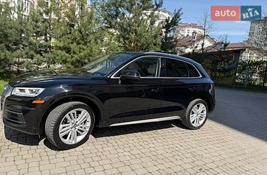 Позашляховик / Кросовер Audi Q5 2017 в Івано-Франківську