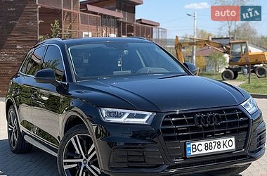 Позашляховик / Кросовер Audi Q5 2018 в Львові