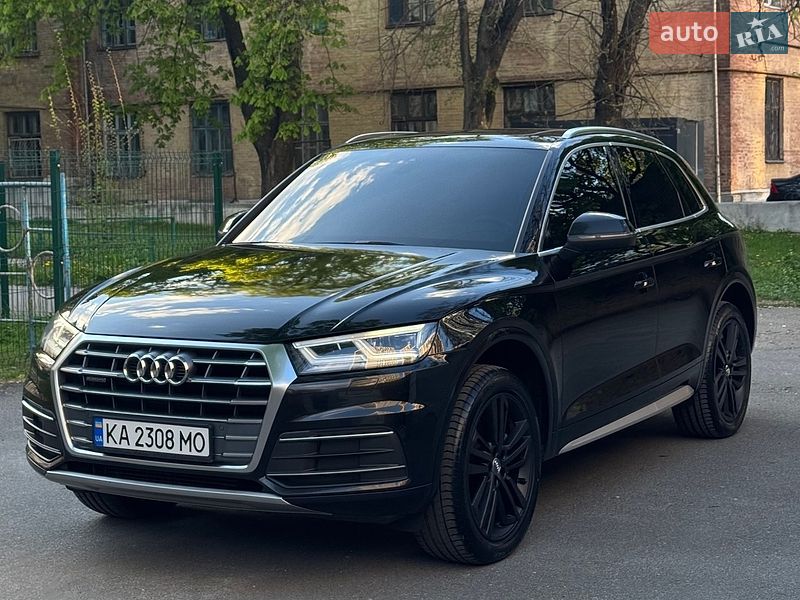 Внедорожник / Кроссовер Audi Q5 2019 в Киеве
