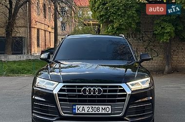 Внедорожник / Кроссовер Audi Q5 2019 в Киеве
