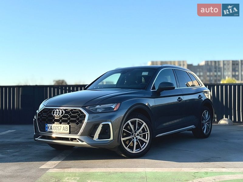Внедорожник / Кроссовер Audi Q5 2022 в Киеве
