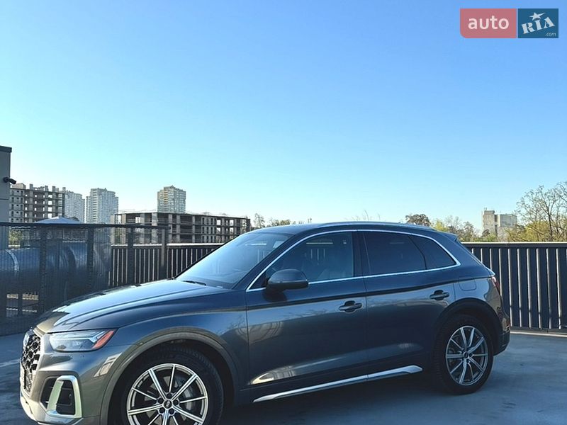Внедорожник / Кроссовер Audi Q5 2022 в Киеве