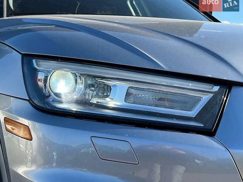 Внедорожник / Кроссовер Audi Q5 2017 в Львове