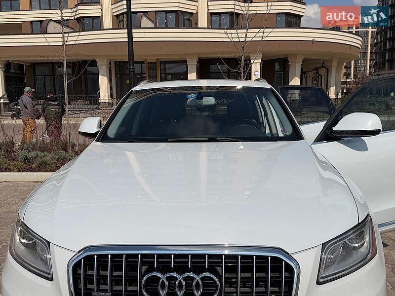 Внедорожник / Кроссовер Audi Q5 2015 в Киеве