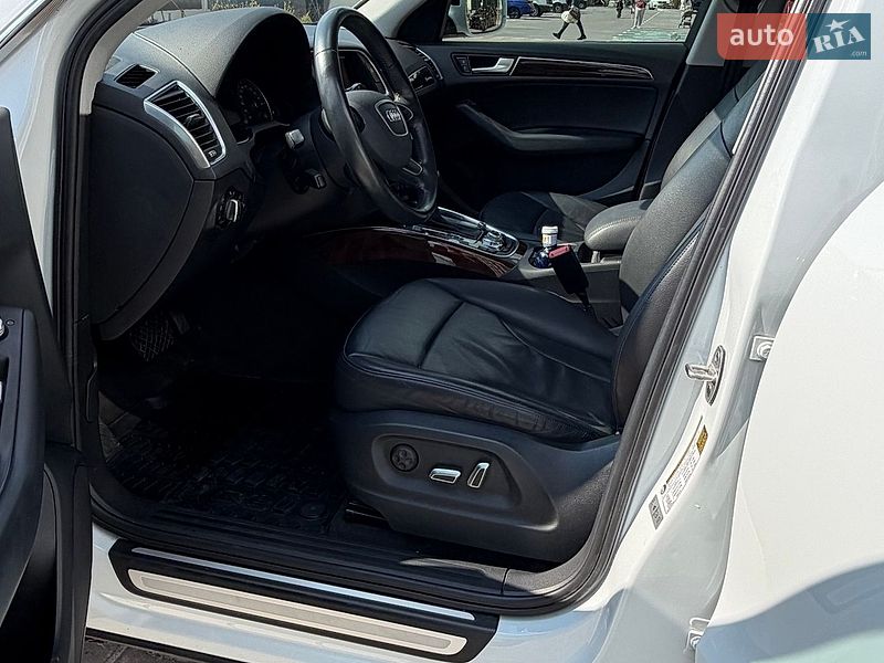 Внедорожник / Кроссовер Audi Q5 2015 в Киеве