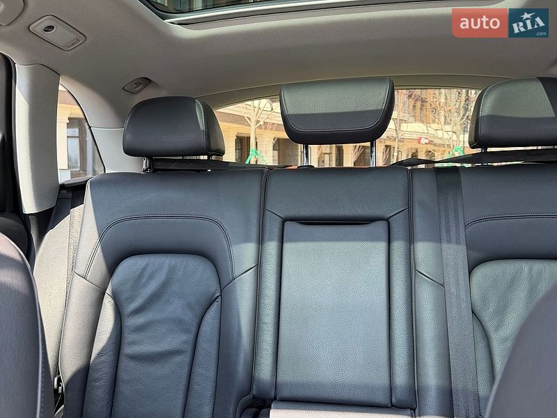 Внедорожник / Кроссовер Audi Q5 2015 в Киеве