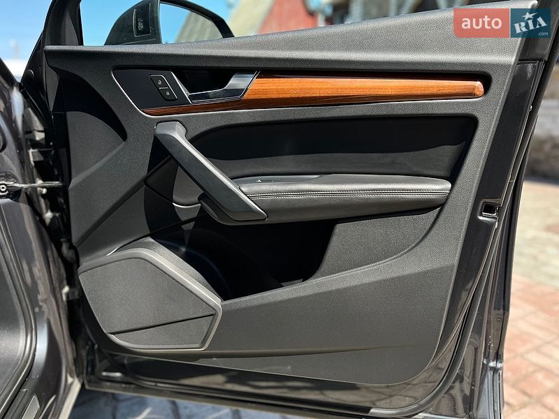Внедорожник / Кроссовер Audi Q5 2021 в Белой Церкви
