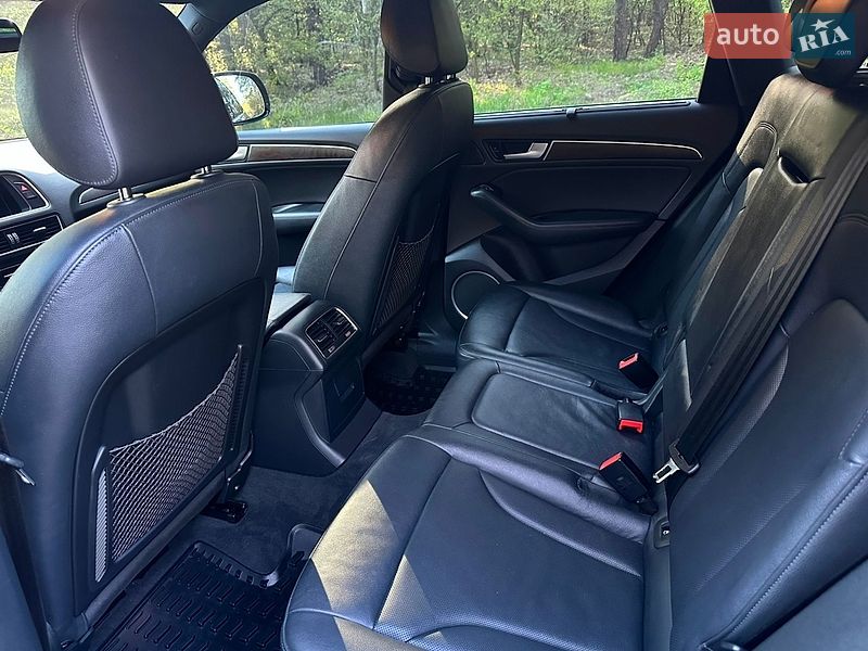 Внедорожник / Кроссовер Audi Q5 2014 в Киеве