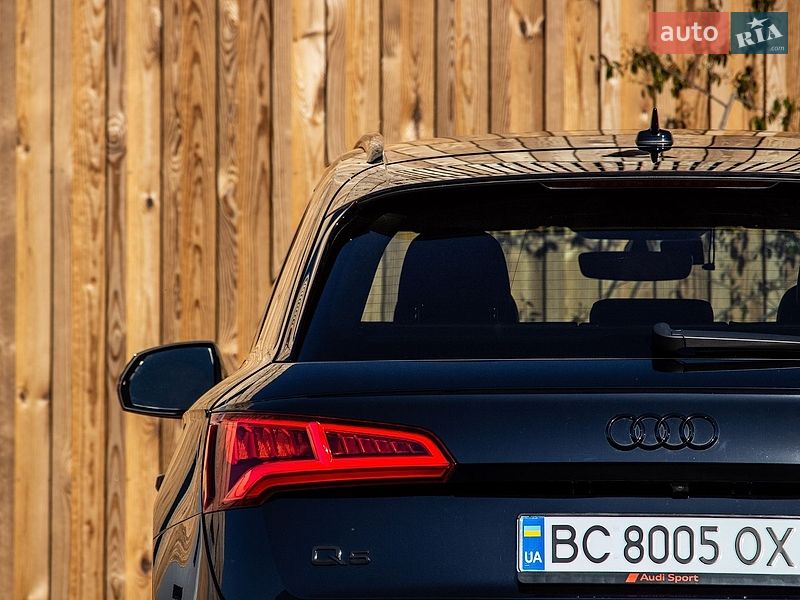 Внедорожник / Кроссовер Audi Q5 2017 в Львове