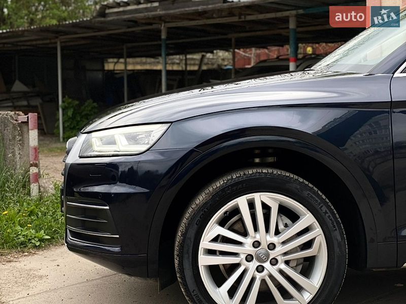 Внедорожник / Кроссовер Audi Q5 2019 в Львове