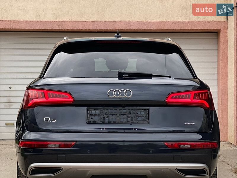 Внедорожник / Кроссовер Audi Q5 2019 в Львове