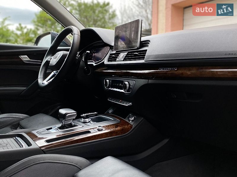 Внедорожник / Кроссовер Audi Q5 2019 в Львове