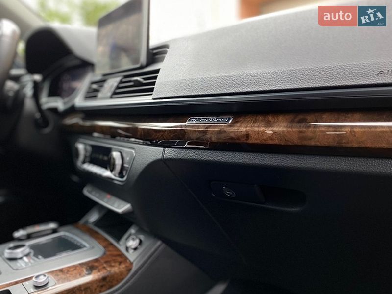 Внедорожник / Кроссовер Audi Q5 2019 в Львове