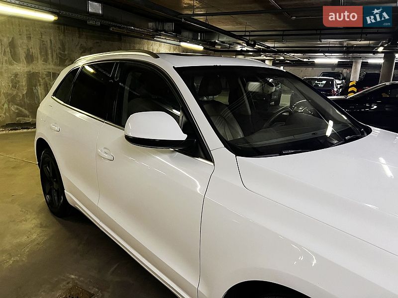 Внедорожник / Кроссовер Audi Q5 2012 в Киеве