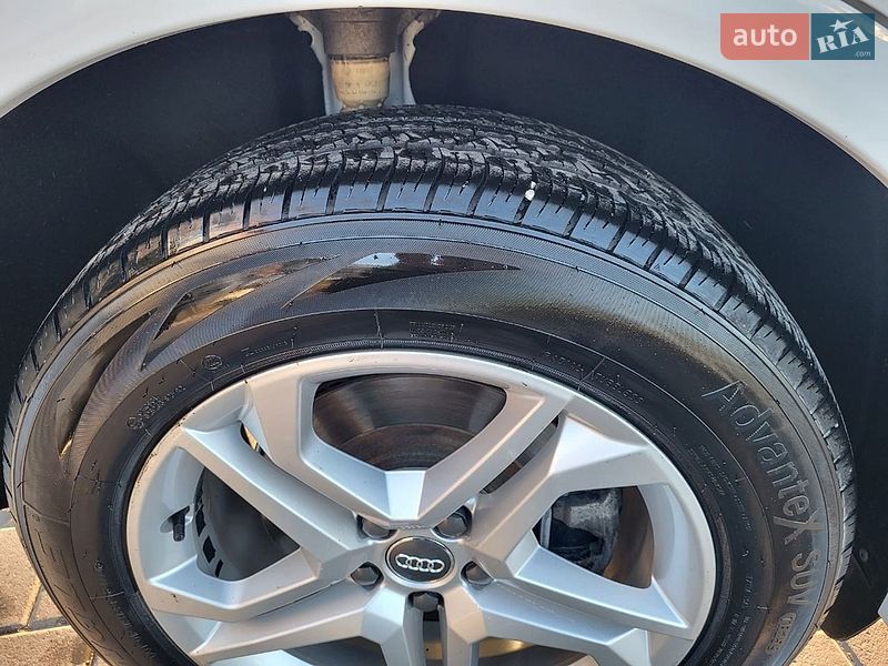Внедорожник / Кроссовер Audi Q5 2019 в Каменец-Подольском