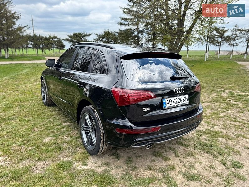 Внедорожник / Кроссовер Audi Q5 2011 в Тростянце