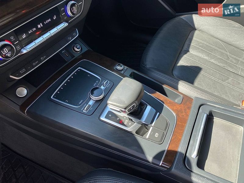 Внедорожник / Кроссовер Audi Q5 2018 в Львове