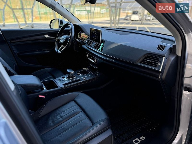 Внедорожник / Кроссовер Audi Q5 2018 в Львове