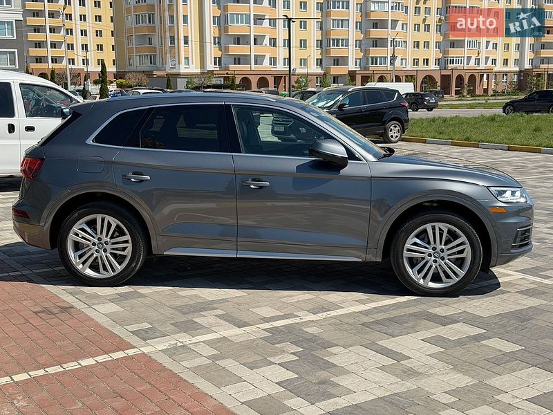 Внедорожник / Кроссовер Audi Q5 2018 в Киеве