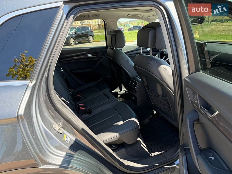 Внедорожник / Кроссовер Audi Q5 2018 в Киеве