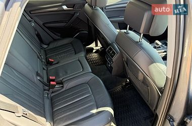 Внедорожник / Кроссовер Audi Q5 2018 в Киеве