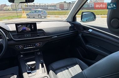 Внедорожник / Кроссовер Audi Q5 2018 в Киеве