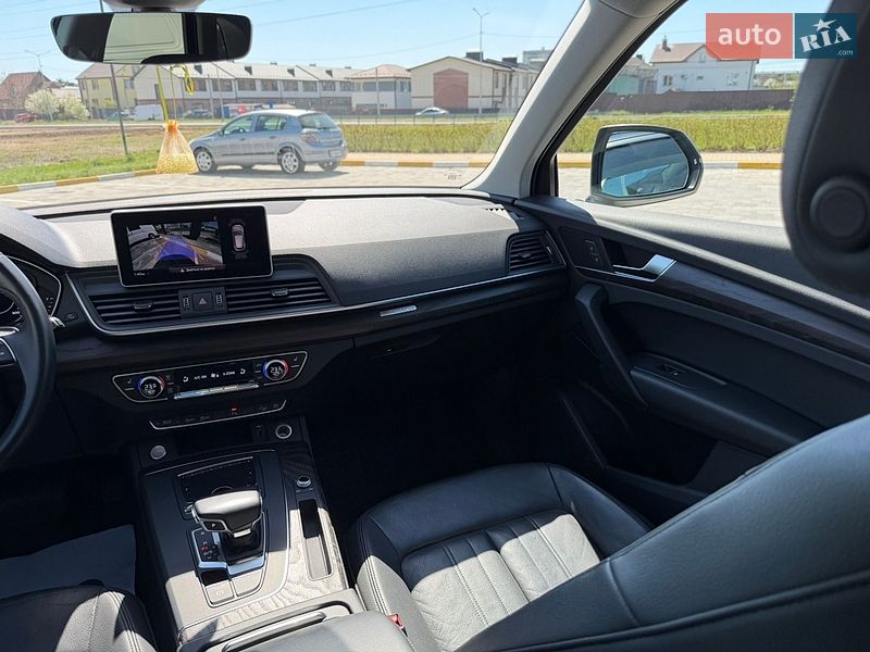 Внедорожник / Кроссовер Audi Q5 2018 в Киеве