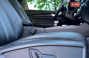 Позашляховик / Кросовер Audi Q5 2020 в Києві