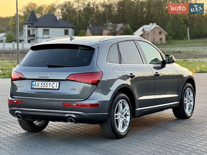 Внедорожник / Кроссовер Audi Q5 2015 в Черновцах
