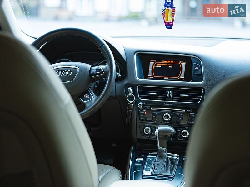 Внедорожник / Кроссовер Audi Q5 2014 в Львове