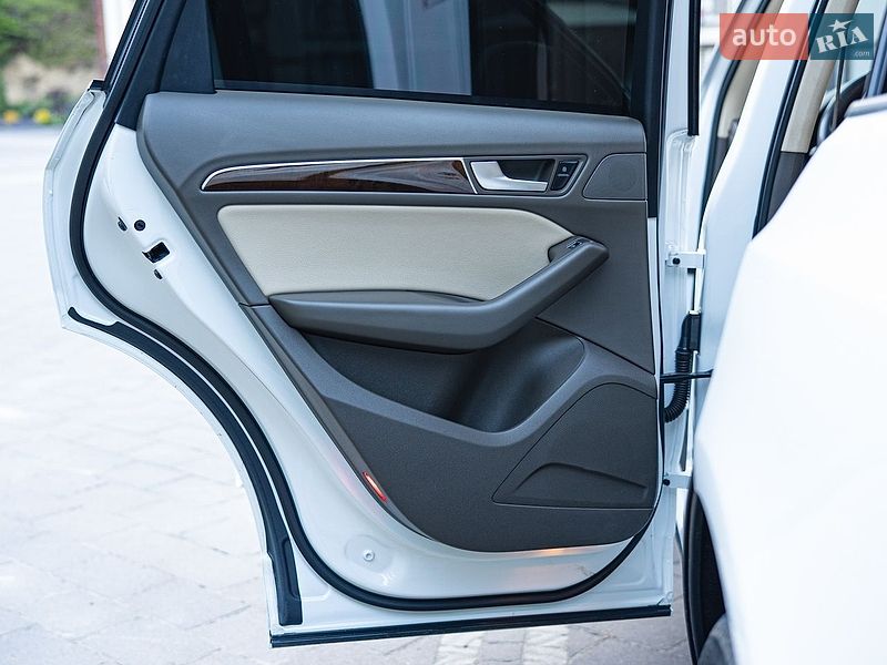 Внедорожник / Кроссовер Audi Q5 2014 в Львове