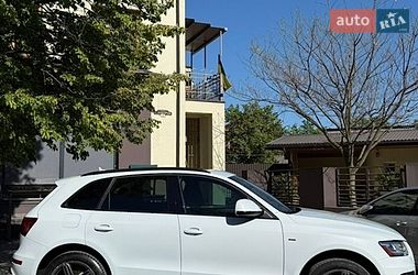 Внедорожник / Кроссовер Audi Q5 2014 в Ужгороде
