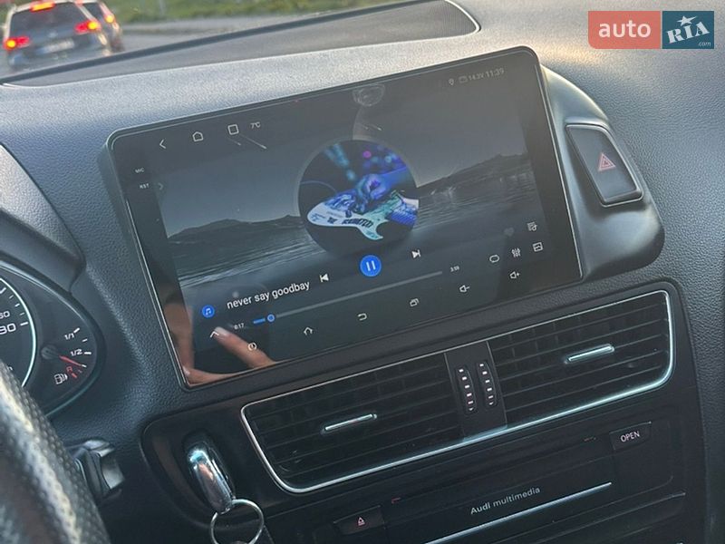 Внедорожник / Кроссовер Audi Q5 2011 в Ивано-Франковске
