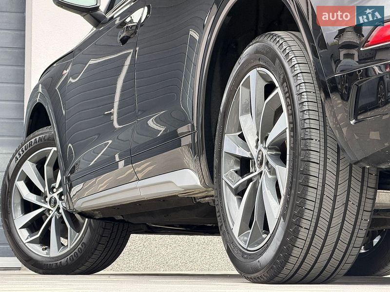 Внедорожник / Кроссовер Audi Q5 2024 в Дрогобыче