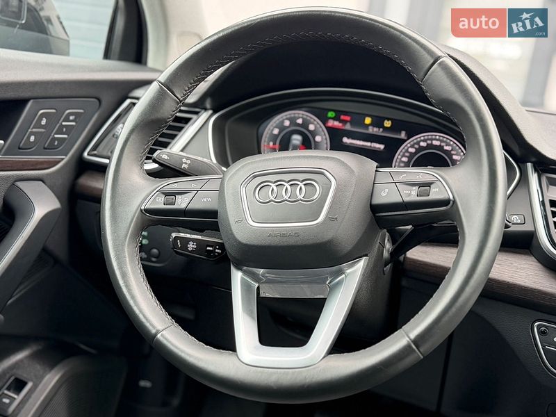 Внедорожник / Кроссовер Audi Q5 2024 в Дрогобыче