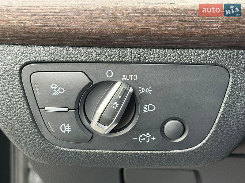 Внедорожник / Кроссовер Audi Q5 2024 в Дрогобыче