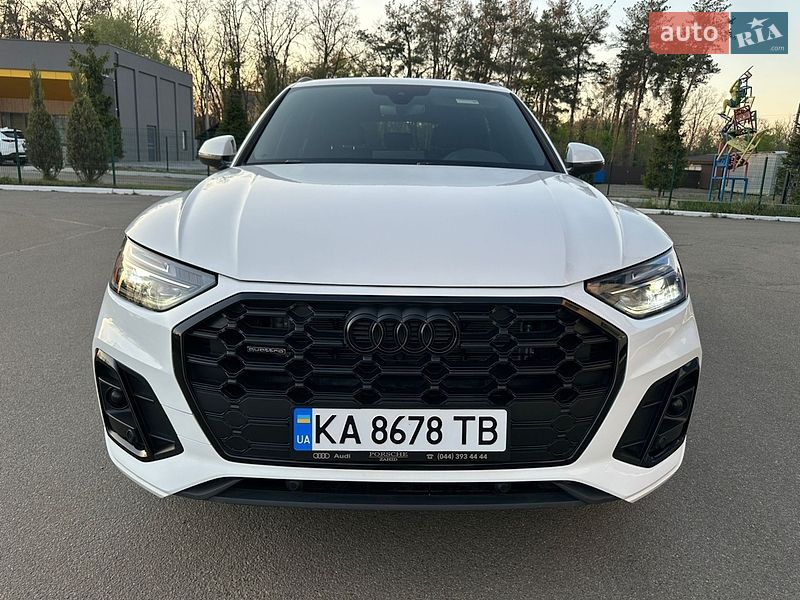 Внедорожник / Кроссовер Audi Q5 2024 в Киеве