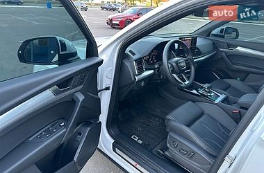 Внедорожник / Кроссовер Audi Q5 2024 в Киеве
