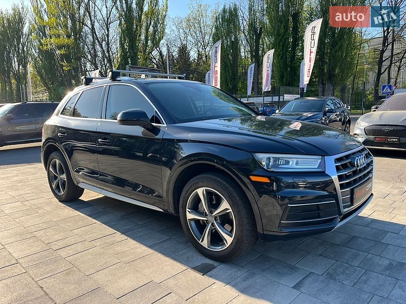 Внедорожник / Кроссовер Audi Q5 2019 в Виннице